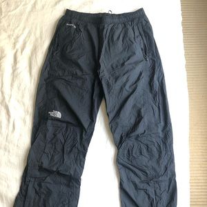 The North Face waterproof hiking pants sz Medium